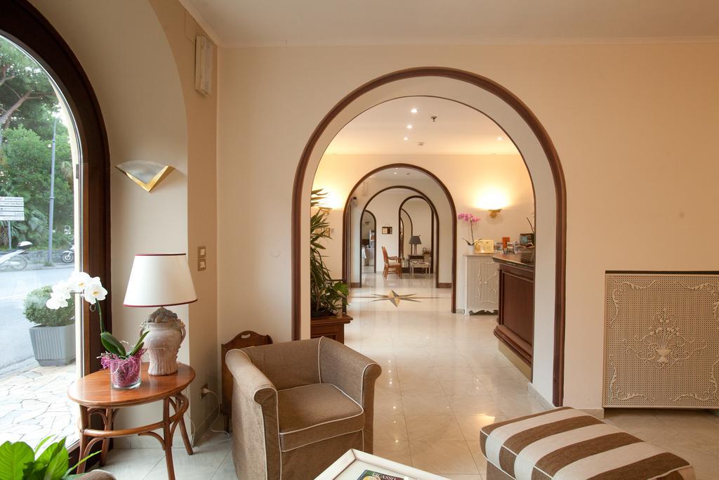 Hotel Giulio Cesare Rapallo Exterior foto